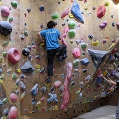 ボルダリングしましょう！🧗‍♂️