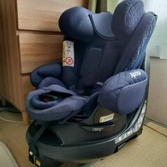 Aprica チャイルドシート　フラディアグロウ　ISOFIX
