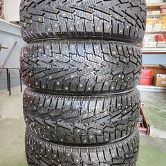 2021年製　215/60R16 【激安】スパイクタイヤ　Mileking Winter mk677 ピンタイヤ 　スタッドレスタイヤ　4本セット マイルキング　冬最強タイヤ　アルファード　エスティマ　デリカ等