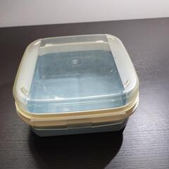 中古のタッパウエア