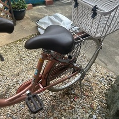 自転車 電動アシスト自転車の画像