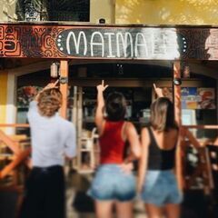 アメリカンビレッジの海が見えるシーシャバーでお仕事しませんか？の画像