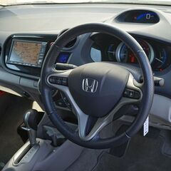 お求めやすい価格でハイブリッド車に乗れますよ😍