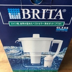 【新品未使用】ポット型浄水器　BRITA   交換用フィルター６個付きの画像