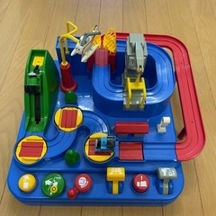トーマスレッツゴー