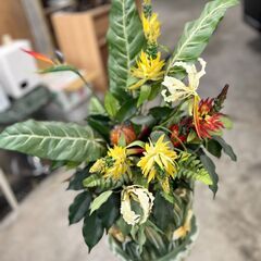 フラワーベース　背の高い花瓶　アーティフィシャルフラワー　造花取り外し可能　オフィス　カフェ　リビング　アンティーク風の画像