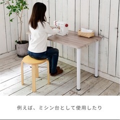 残り1台。家具 テーブル パソコンデスクの画像