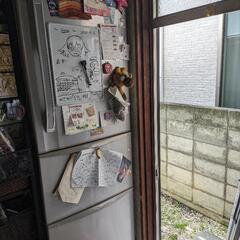 TOSHIBA  冷蔵庫  3段  自動製氷機付きの画像