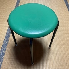 【美品！無料】軽いイス