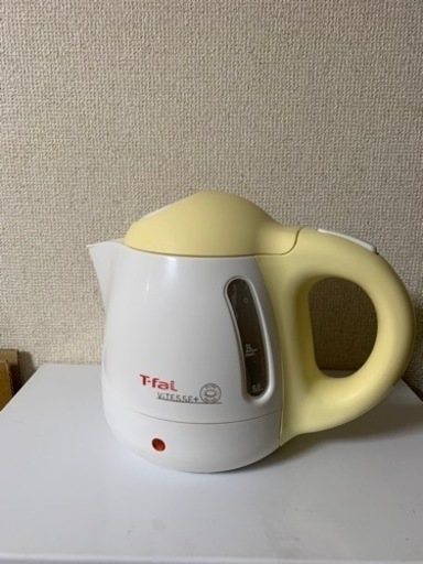 (受付終了)ティファールT-fal 電気ケトル　1リットル　丸型