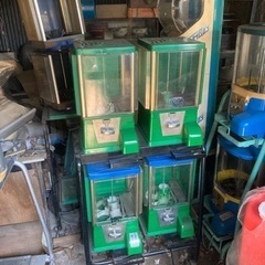 ガチャガチャ本体 引き取り限定