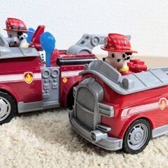 パウパトロール　マーシャル２つの画像