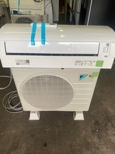 取付工事込み金額  ダイキン【AN22WESK-W】 2019年製 6畳 エアコン
