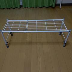 【美品】伸縮調整可能なスチール棚の画像