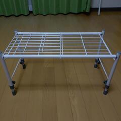 【美品】伸縮調整可能なスチール棚の画像
