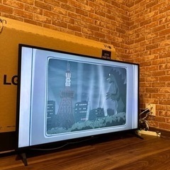 23日まで【美品】49インチ4Kテレビ ・TV／Wi-Fiルータ...