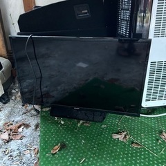 シャープ AQUOS 32型 液晶テレビ 2019年製
