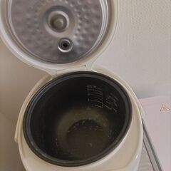 炊飯器　3合炊きの画像