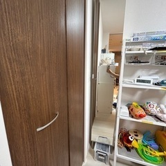 IKEA ミラーキャビネット　収納　家具