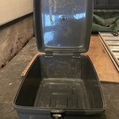 バイク リアボックスの画像