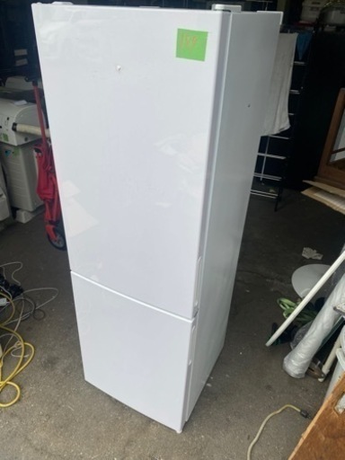 NO 189 福岡市内配送設置無料✨　2021年　冷蔵庫 157L 大容量 2ドア 新生活 コンパクト 右開き オフィス 単身 家族 一人暮らし おしゃれ  ガンメタリック MAXZEN JR160ML01GM