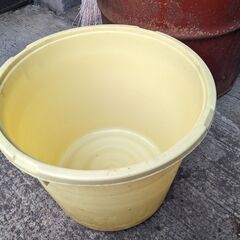 ポリ樽 小(蓋なし、落し蓋あり) 2