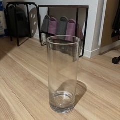 【美品】大きめのガラス花瓶2点の画像