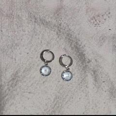 ・/j→→→m17-7ブリリアントカットダイヤモンドＣＺアーチラウンドピアスの画像