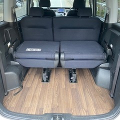 ホンダ　ステップワゴン　スパーダ　室内フローリング仕様の画像