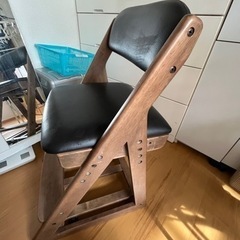 ニトリ　学習イス　スタラPMの画像