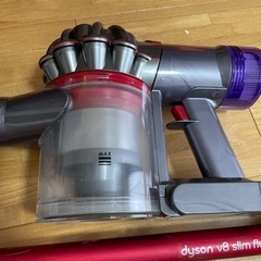 ★ジャンク　正規品　ダイソン　Dyson V8 slim　fluffy★の画像