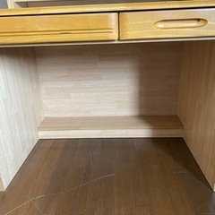 　 天然木の学習机の画像