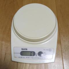 タニタ　キッチンスケール０円
