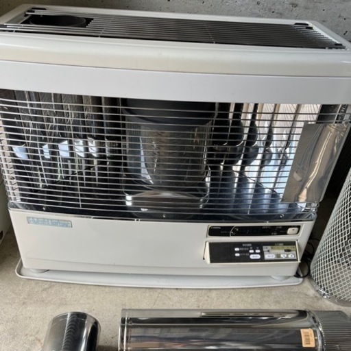 サンポット 煙突式ストーブ SUNPOT　KSH-7010RC　2015年製　燃焼確認済み　90ℓ灯油タンク付き　