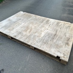 【美浦村】木製パレット あげます1.8×1.13m 1枚　型枠 コンパネ代用に　在庫処分
の画像