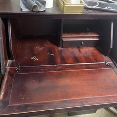 ★決定★昭和/レトロ/ヴィンテージ　ライティングビューロー　開閉して机になる棚・デスクの画像