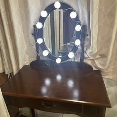 家具 ドレッサーの画像