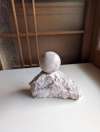 ✱再値下げしました✱美品✱縁起物✱石の置物　大理石　 鑑賞石 　天然石　幸運の玉 　パワーストーン　オブジェ　置物　飾り物　美術工芸　石工芸