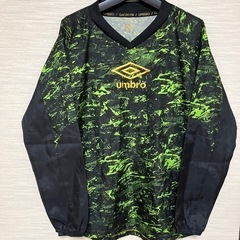 アンブロ　UMBRO 【値下げ！美品】サッカー　防寒　ピステ　サイズ　メンズM の画像