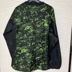 アンブロ　UMBRO 【値下げ！美品】サッカー　防寒　ピステ　サイズ　メンズM の画像