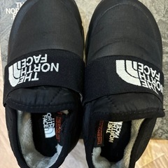 お取引中
【美品】THE North Face kidsシューズの画像