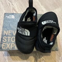 お取引中
【美品】THE North Face kidsシューズの画像