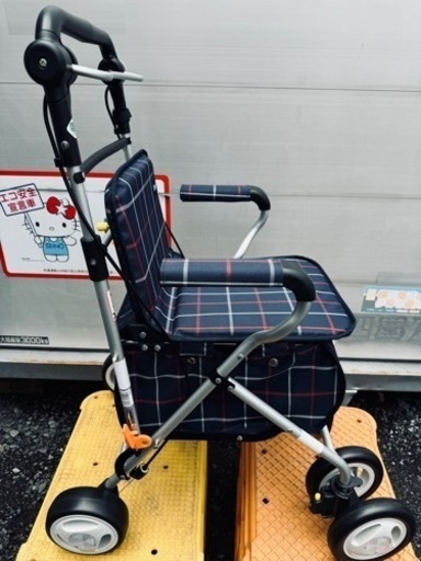 シルバーカー　幸和製作所　テイコブST07 未使用に近い　