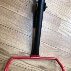 【ワンコインに値下げ】自転車立て掛け器具の画像