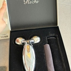 リファ　美顔器