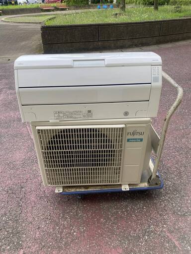 (本体＋工事）FUJITSU AS -R25G-W 2017年製（6〜8畳用）