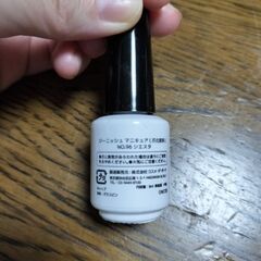 ニッパー、トップコート、マニキュアセットの画像