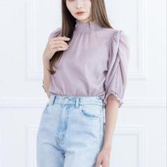 新品・タグ付き■ GRL グレイル シャーリングフリルラメ カットソー フリーサイズ ■グレージュの画像
