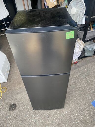 NO 193 北九州市内配送設置無料✨　冷蔵庫 小型 2ドア ひとり暮らし 一人暮らし 138L コンパクト 右開き オフィス 単身 黒 ガンメタリック MAXZEN JR138ML01GM