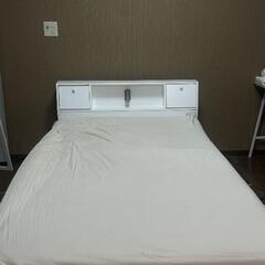 ベッド